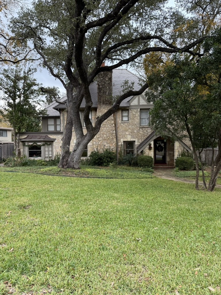 157 Thelma Drive
